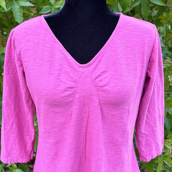 Cut Loose 3/4 Sleeve Tuck Front Top - Picture 2 of 8